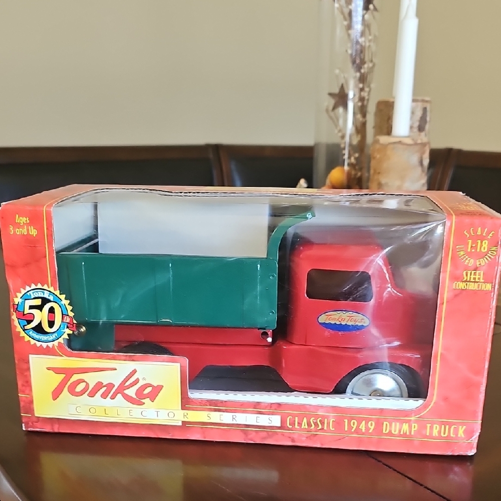 Tonka Collector Series 1949 Dump Truck - Red and Green